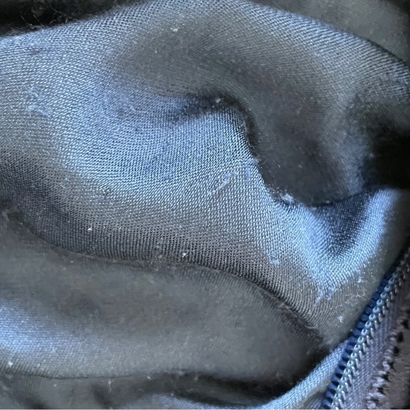 Prada rare purple blue velvet crossbody shoulder bag - Picture 9 of 13